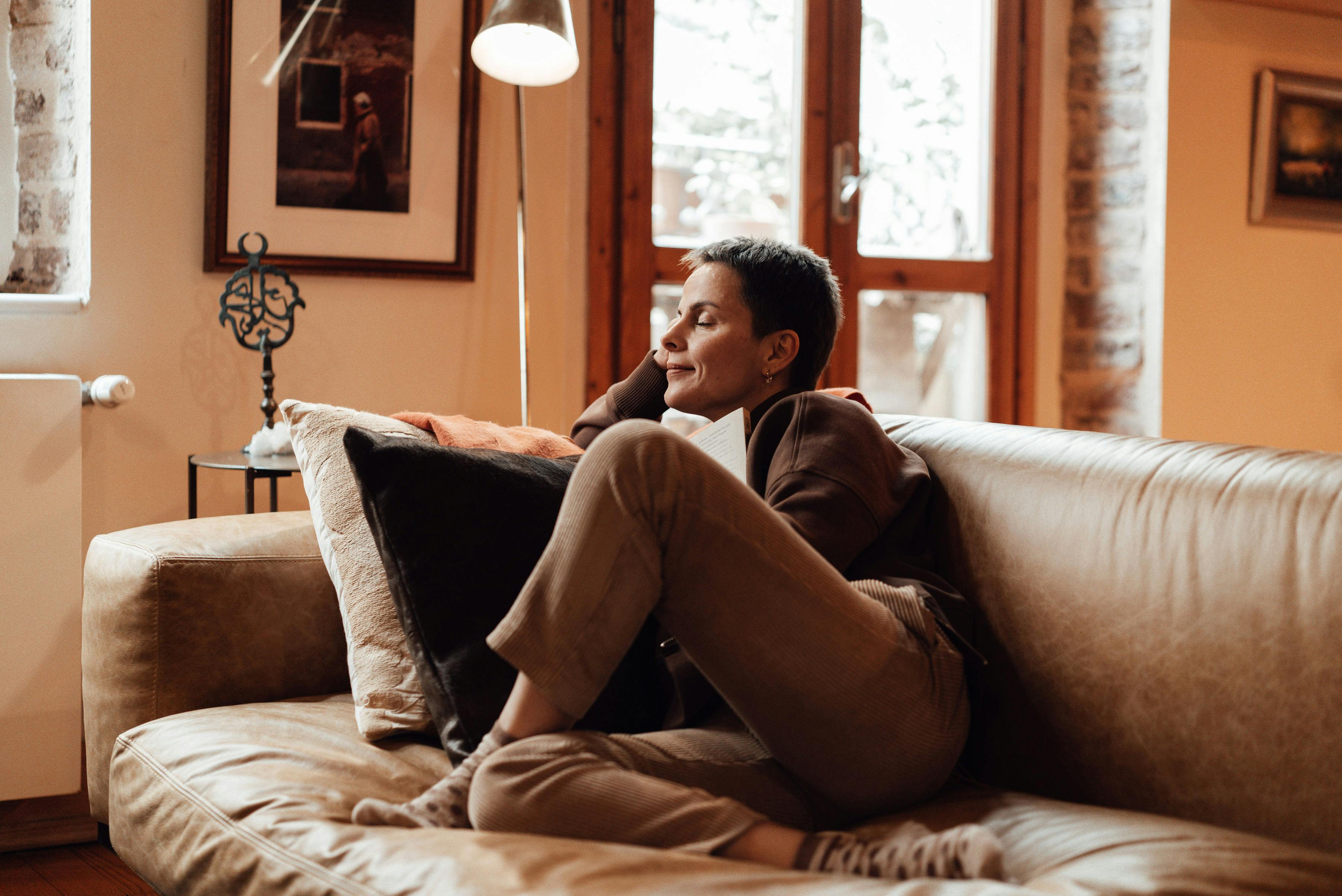 The Many Social and Emotional Benefits of Decluttering